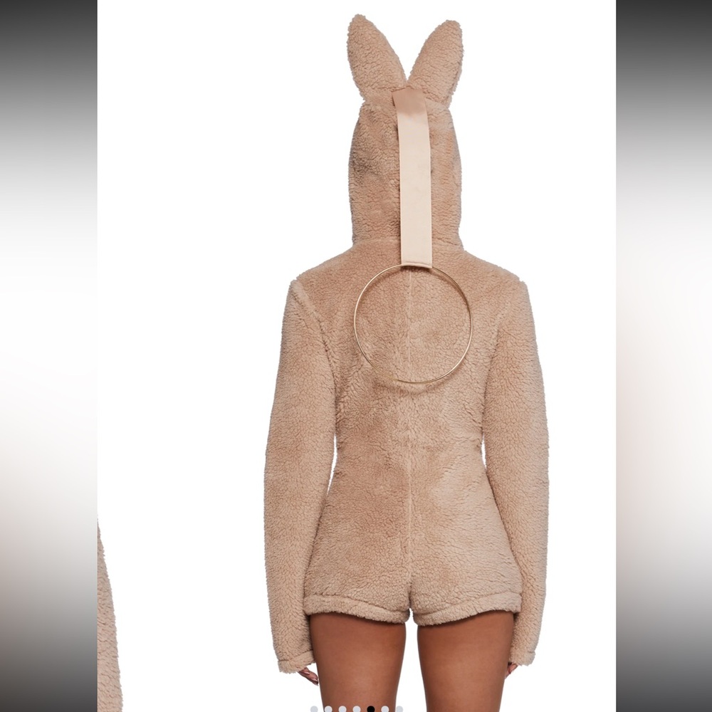 Labubu Romper - Picture 6 of 7